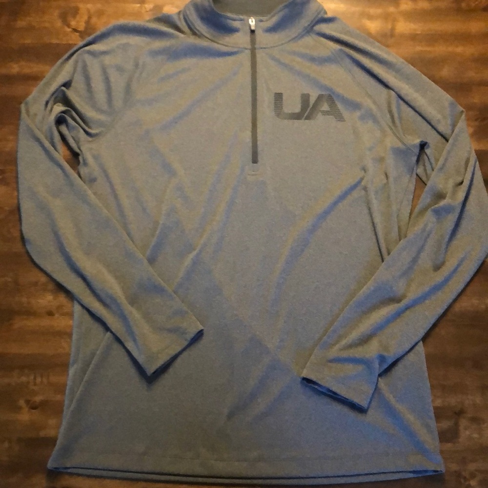 Men’s large Under Armour Pull-over